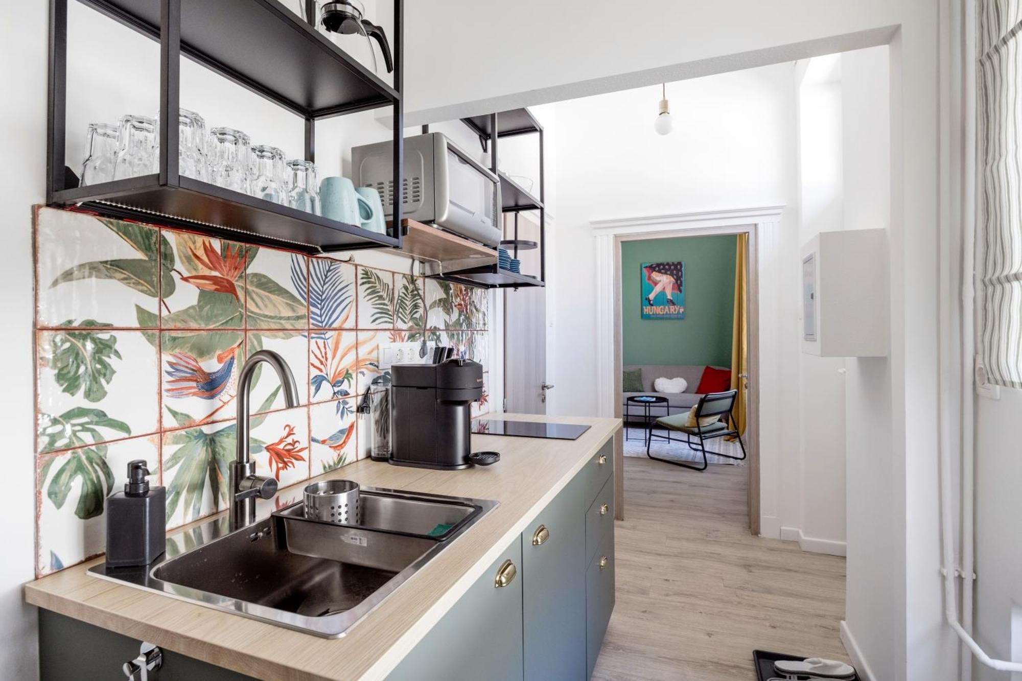 Stylish And Colourful Apartment In The City Centre Budapest Esterno foto